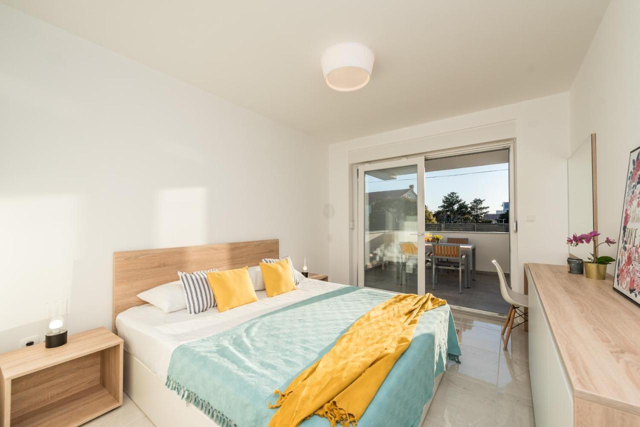 Villa Lena Luxury Apartments نوفاليا المظهر الخارجي الصورة