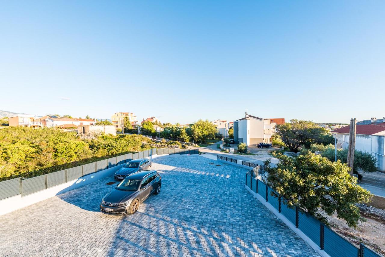 Villa Lena Luxury Apartments نوفاليا المظهر الخارجي الصورة