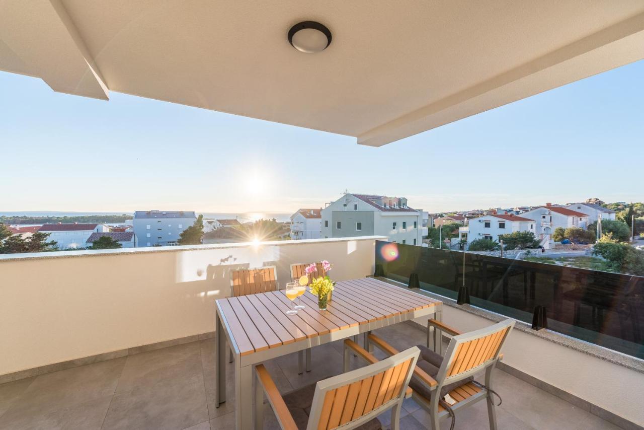 Villa Lena Luxury Apartments نوفاليا المظهر الخارجي الصورة