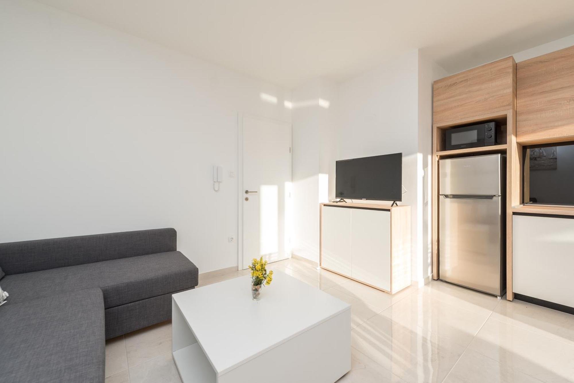 Villa Lena Luxury Apartments نوفاليا الغرفة الصورة